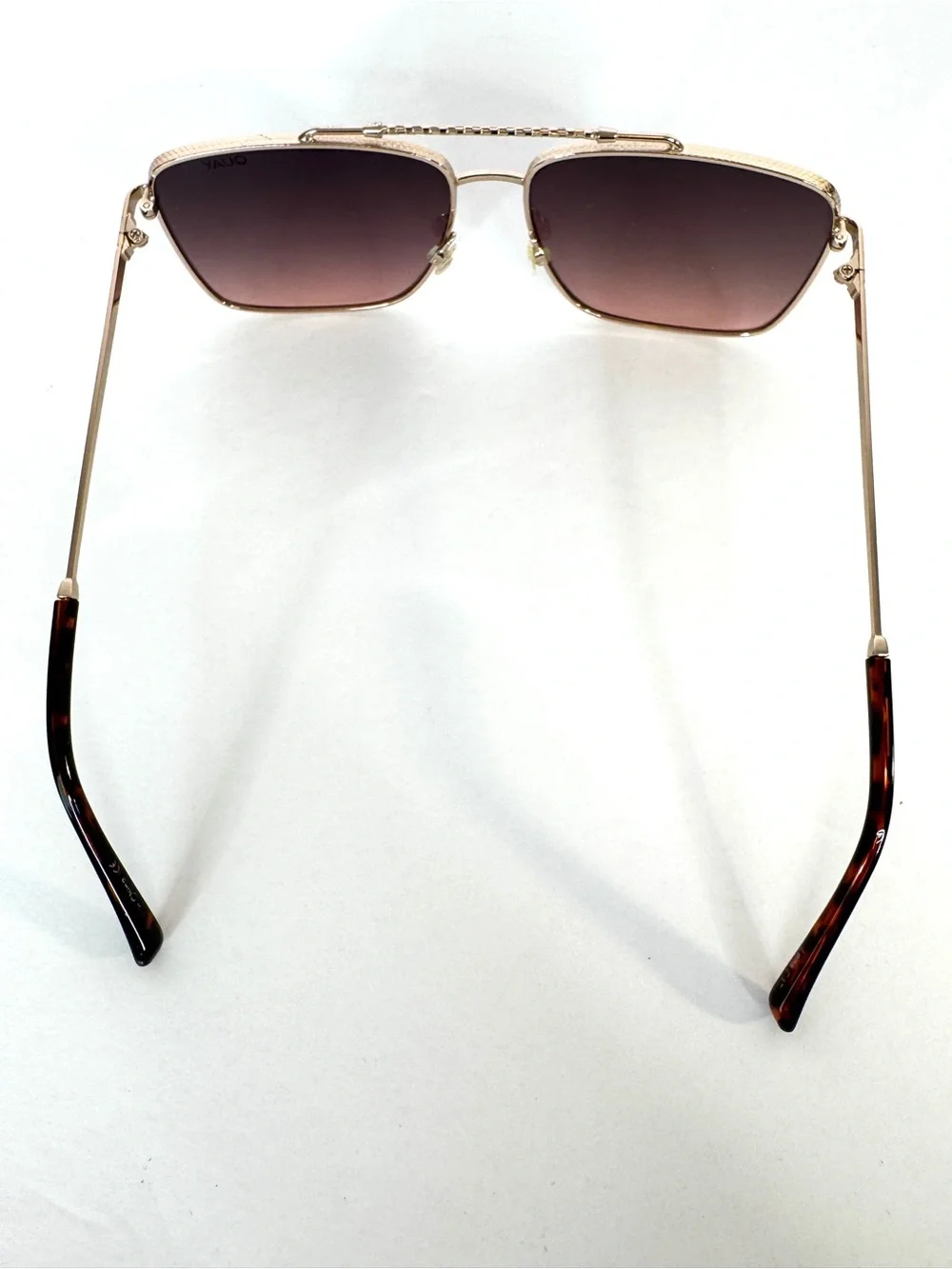 QUAY AUSTRALIA Hot Take 59mm Navigator Sunglasses
